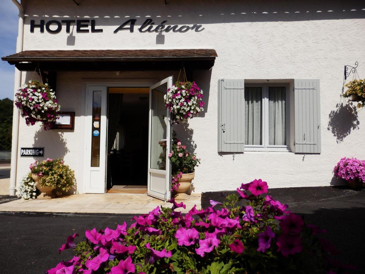 Hotel Alienor Brantome Ngoại thất bức ảnh