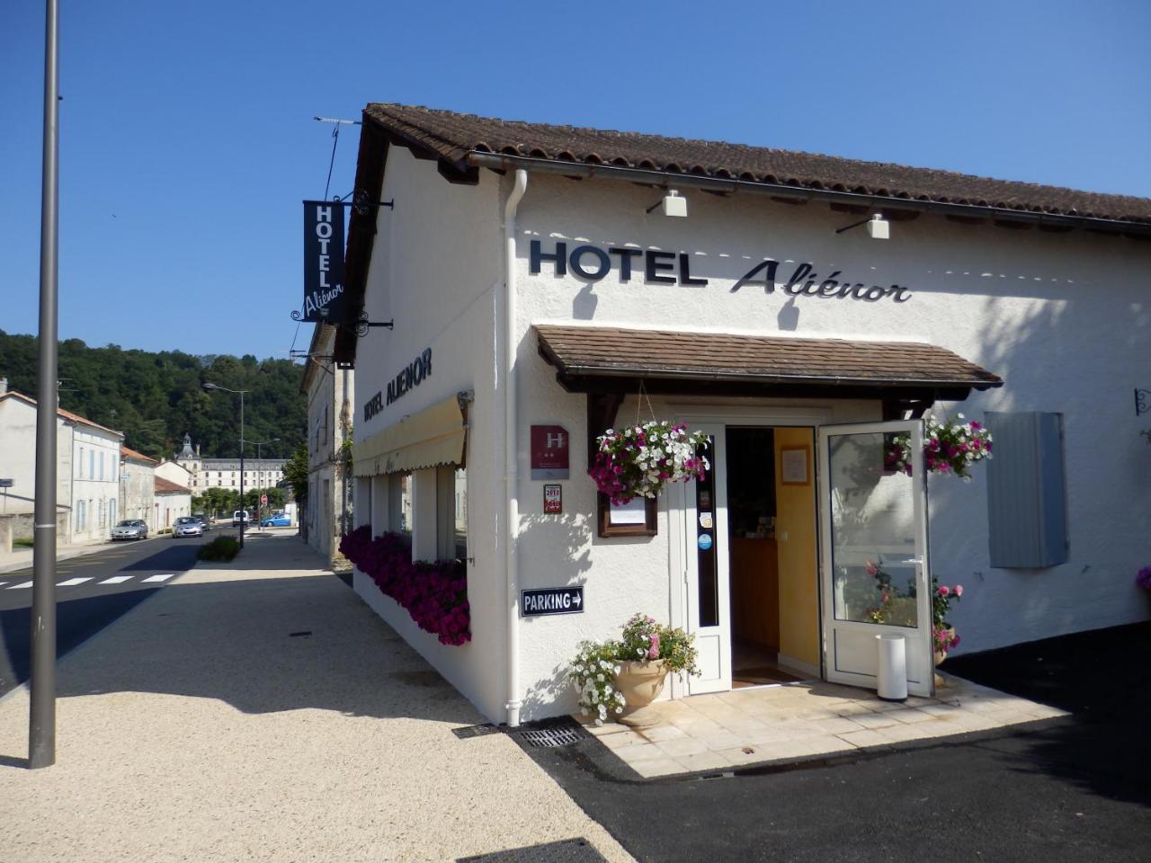 Hotel Alienor Brantome Ngoại thất bức ảnh